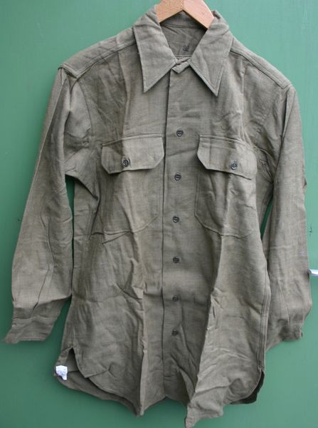 WW2 U.S. blouse / shirt No.8 – WW2 Militaria, Scale-models, Books, etc.