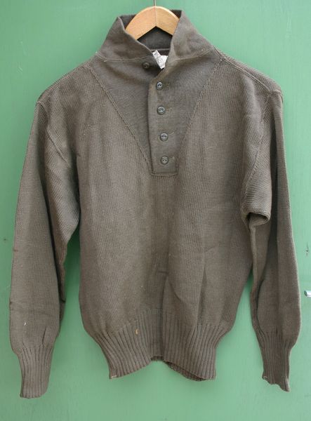 WW2 U.S. high neck sweater No.6 – WW2 Militaria, Scale-models, Books, etc.